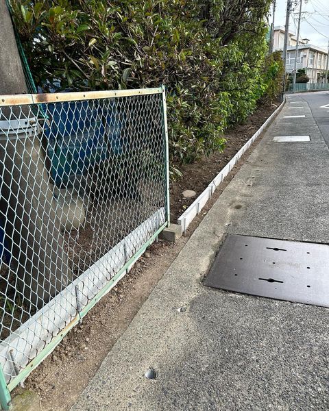 長森南小学校 土留めのビフォー、アフター